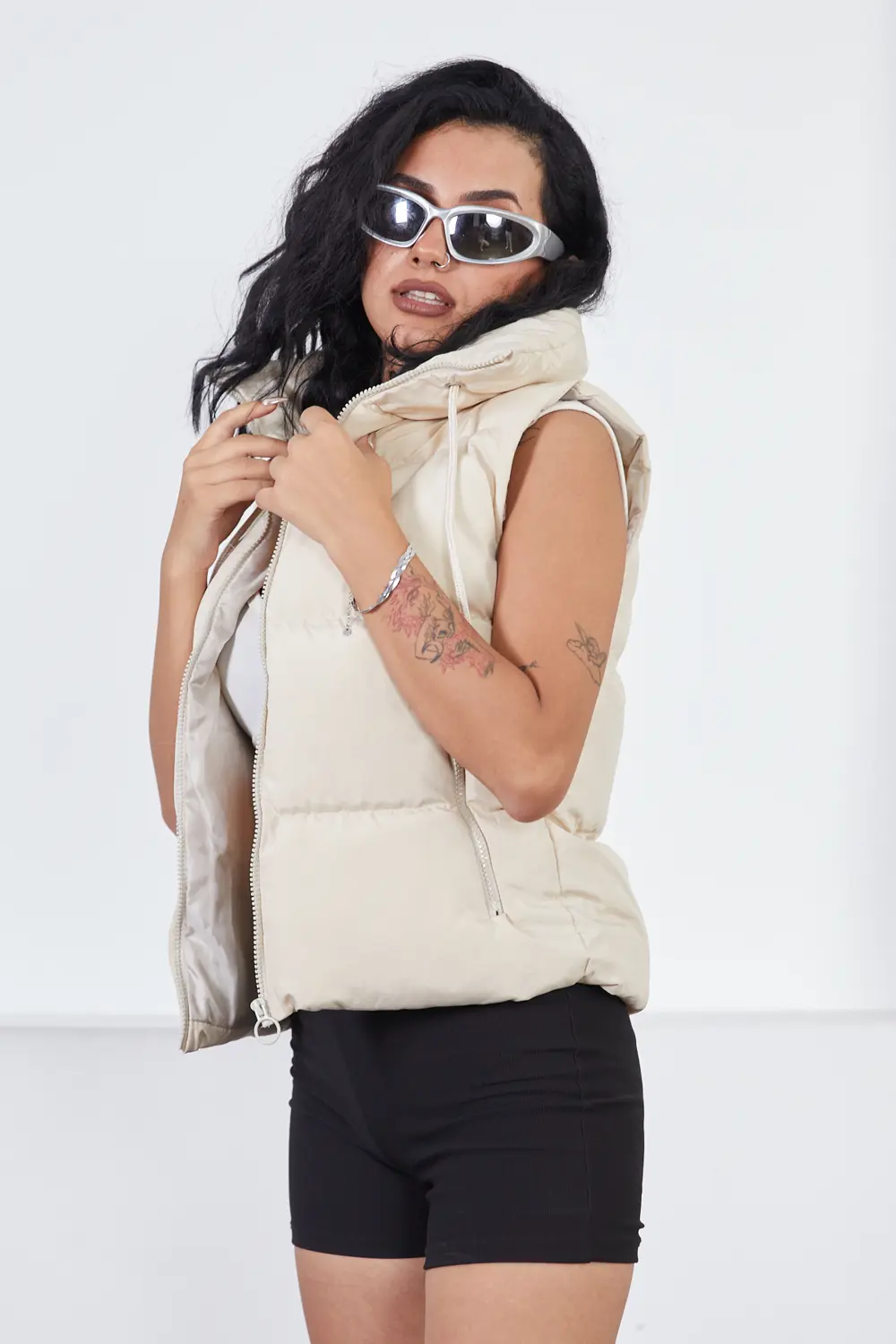 Moda Armanc Kısa Spor Bej Şişme Yelek