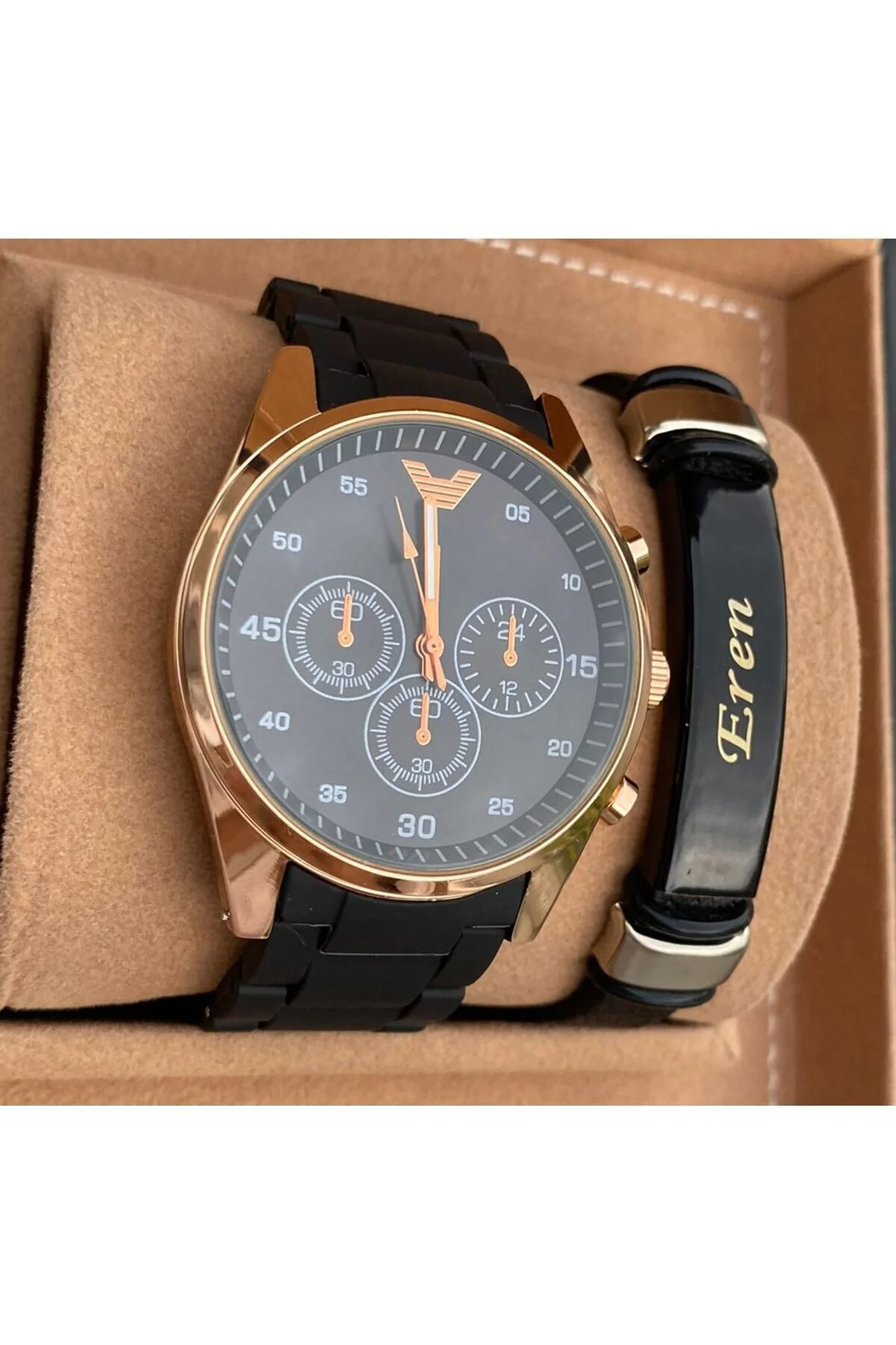 Kişiye Özel Bileklikli Erkek Kol Saati Spectrum Marka Siyah+Altın