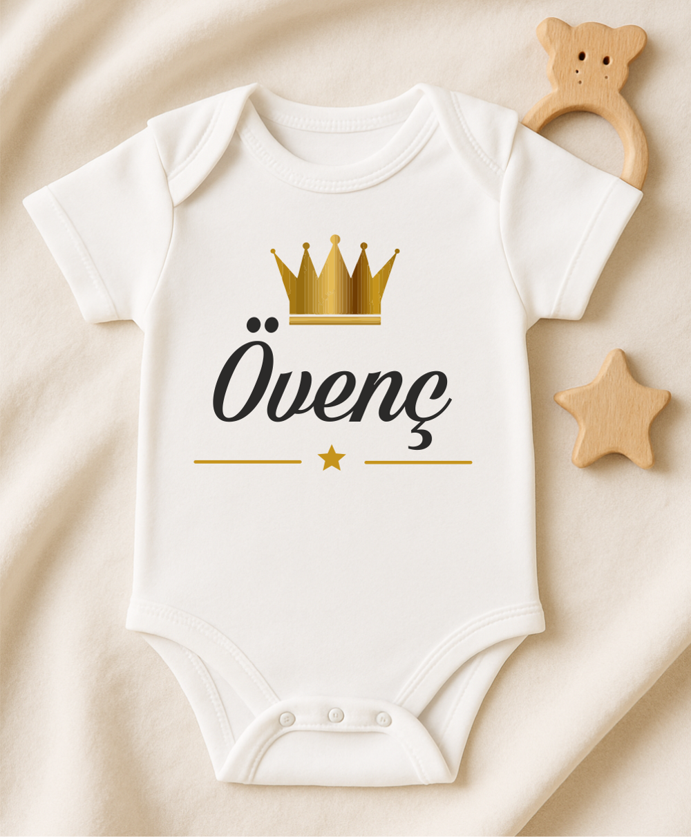 Kişiye Özel İsimli Bebek Body Gold Taçlı Yeni Doğan Zıbın097