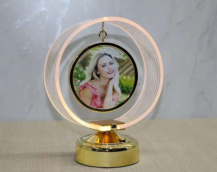 Kişiye Özel LED Fotoğraf Çerçevesi – Alk4451 | 19x18 Cm Fiyatı, Yorumları ve Özellikleri