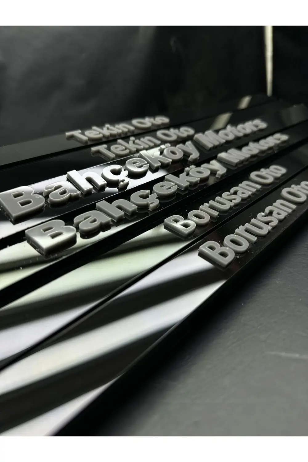 Kişiye Özel Pleksi Kabartma Takmatik Plakalık