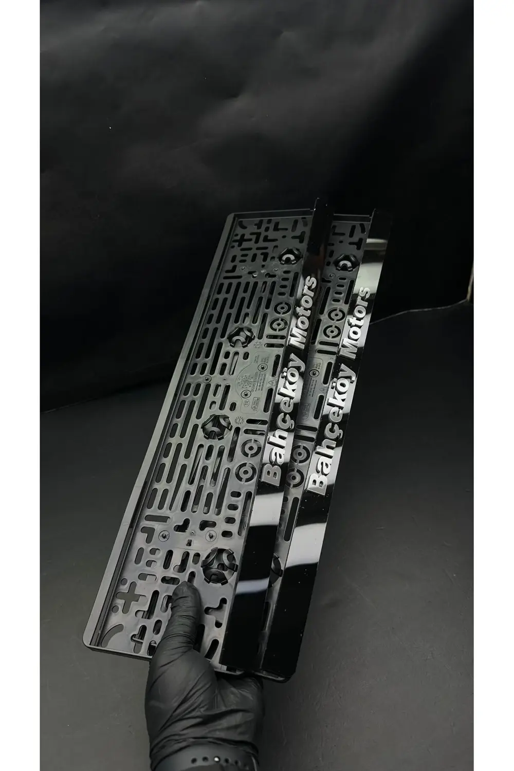 Kişiye Özel Pleksi Kabartma Takmatik Plakalık