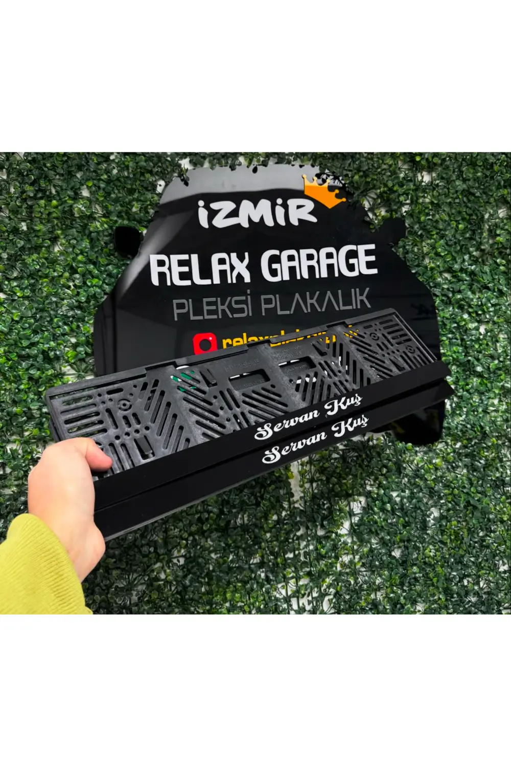 KİŞİYE ÖZEL ULTRA PARLAK TAKMATİK PLEKSİ PLAKALIK
