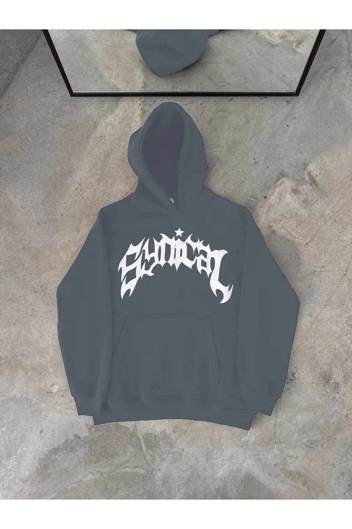 Kışlık Kapşonlu Baskılı Oversize SweatShirt- Siyah