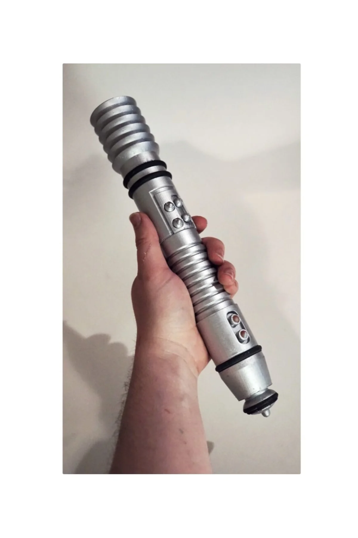 Kit Fisto'nun Işın Kılıcı Kabzası Star Wars (standlı)