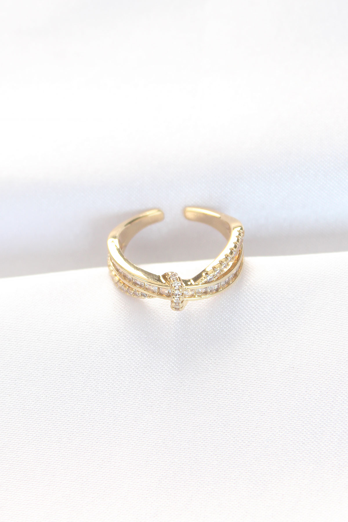 Kıvrım Model Gold Renk Zirkon Taşlı Ayarlanabilir Yüzük - TJ-BYK3
