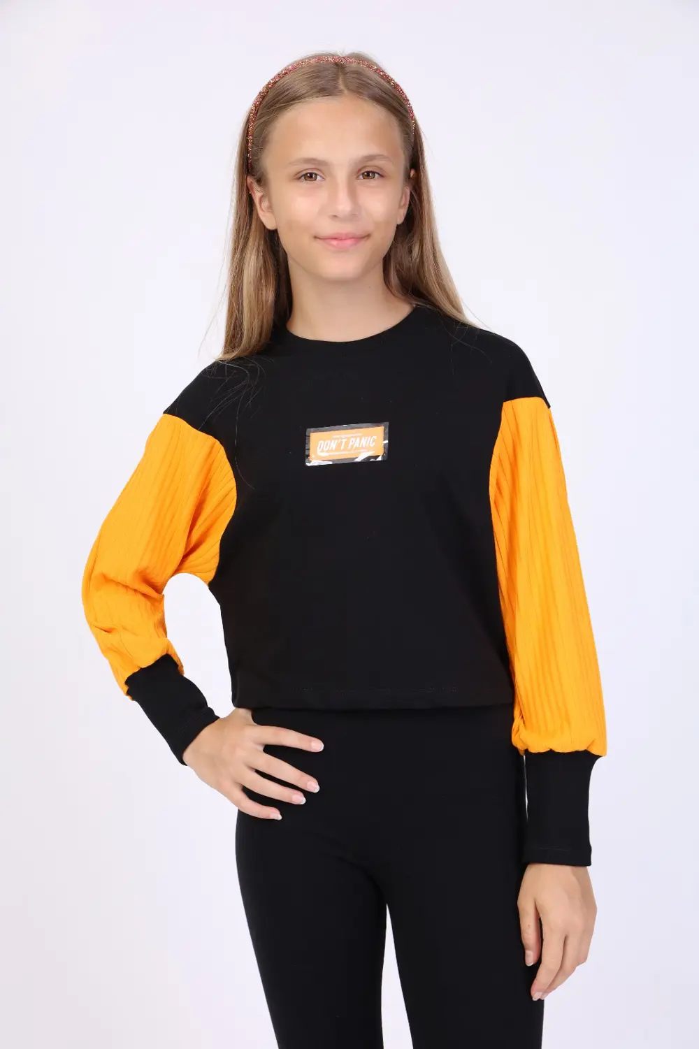 Kız Çocuk Relax Fit Bisiklet Yaka Düşük Omuz Baskılı Crop Sweatsh