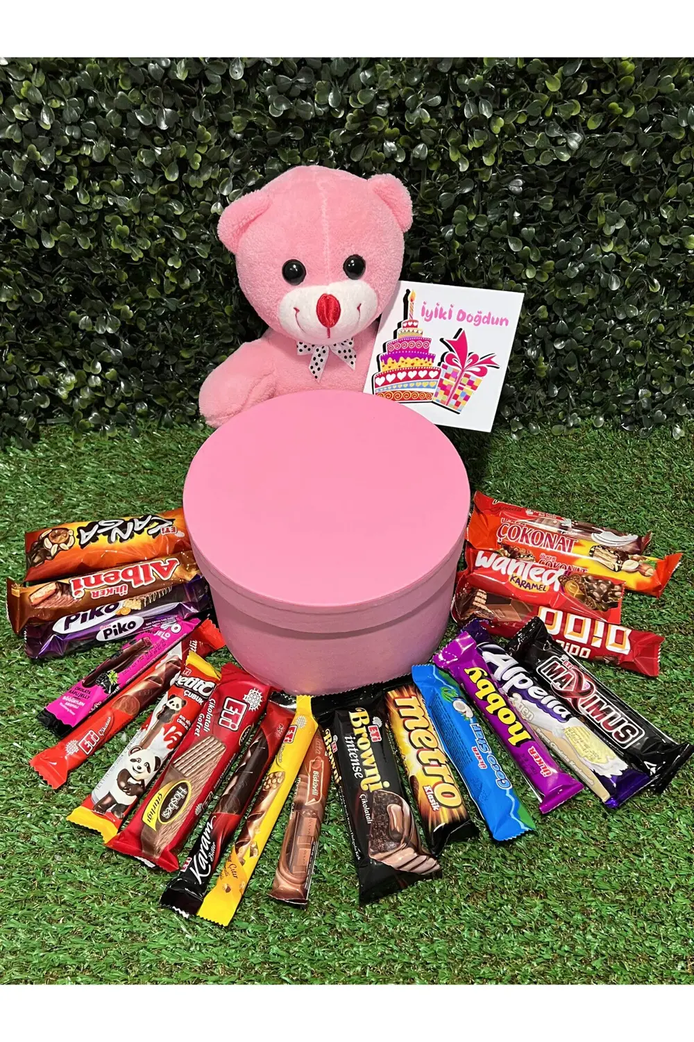 Kiza Çikolata Dolu ve Pembe Temalı Ayıcıklı - Dogum Gunu Hediyesi