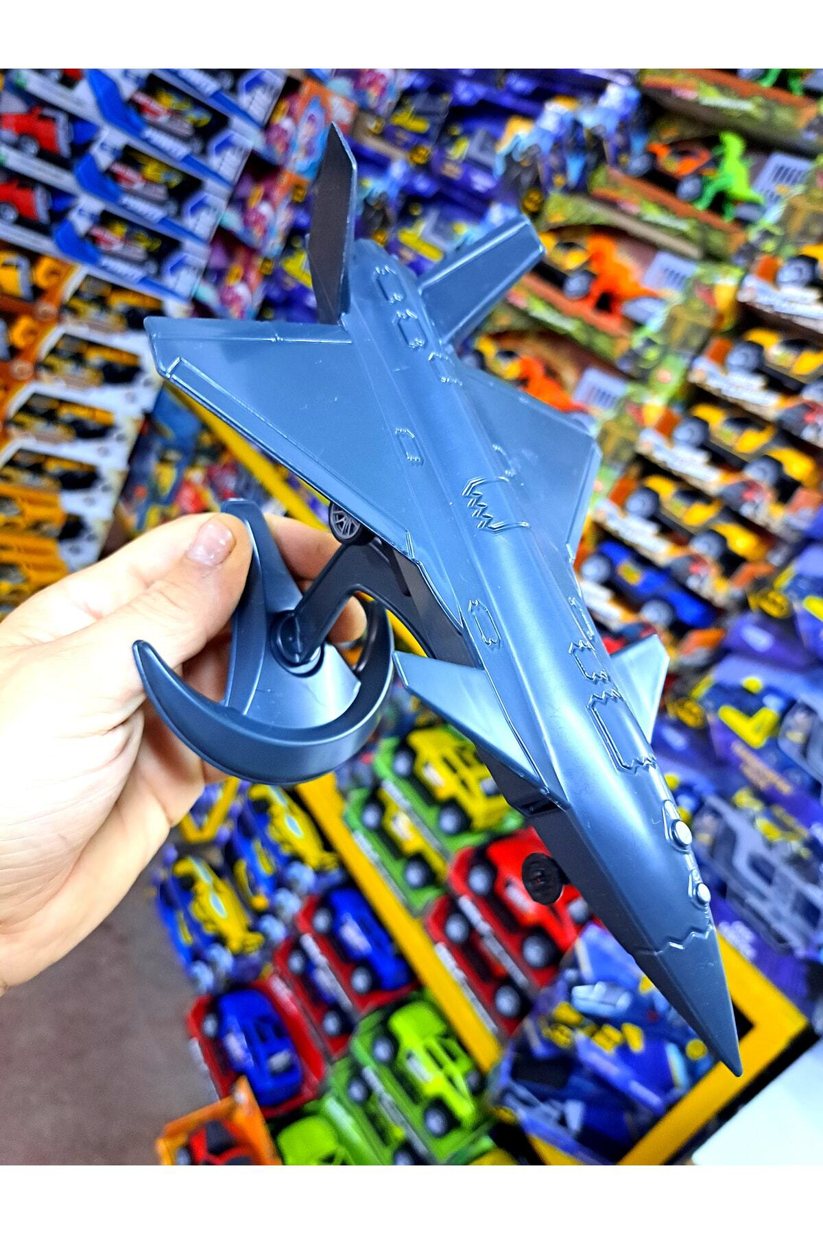 Oyuncak Store Kizilelma Savaş Uçaği Çek Birak Özellikli Standli Askeri Hava Ara