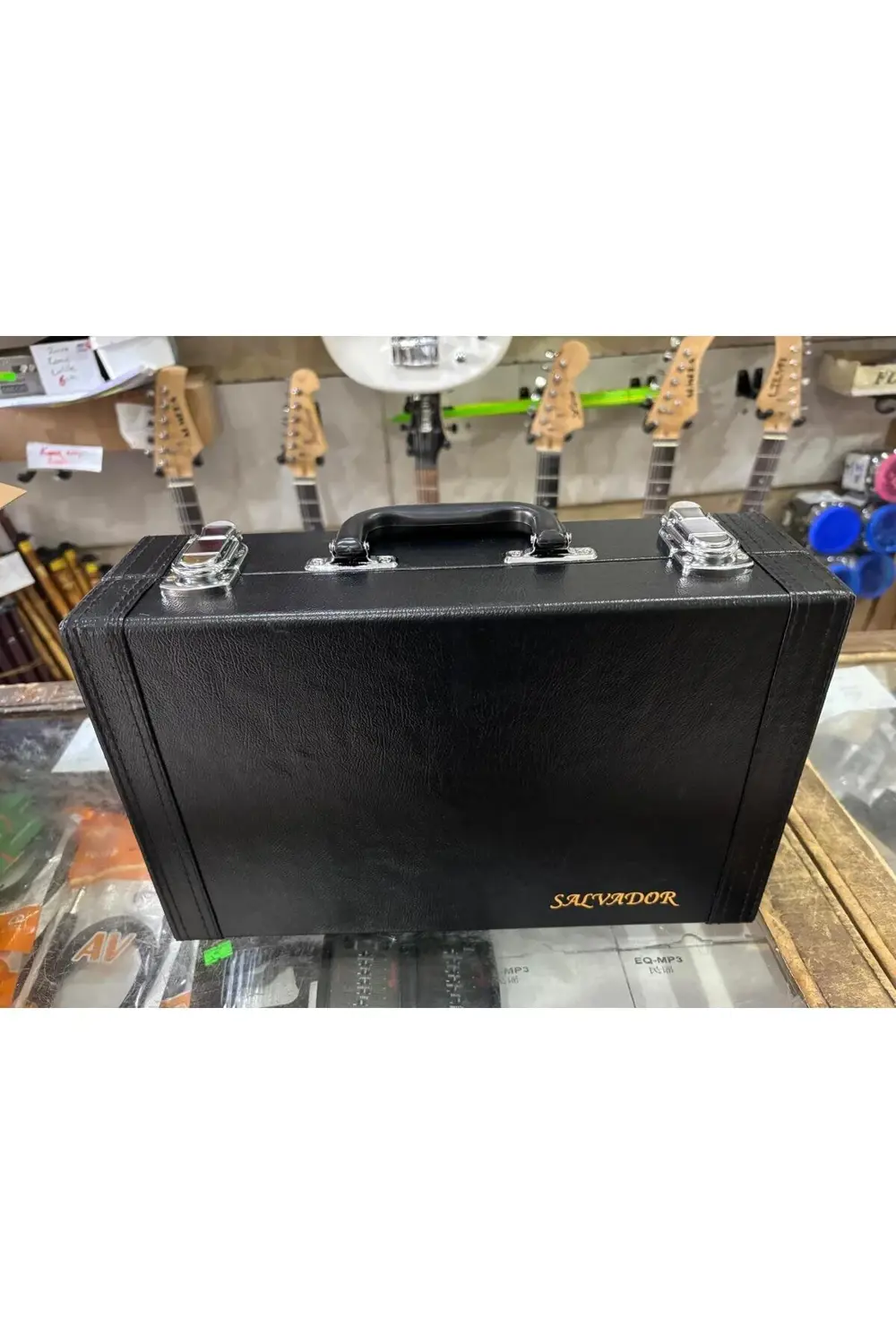 KL093 4 Yüzük Sol Klarnet Nota Sehpası Klarnet Standı Özel Kutu Ç