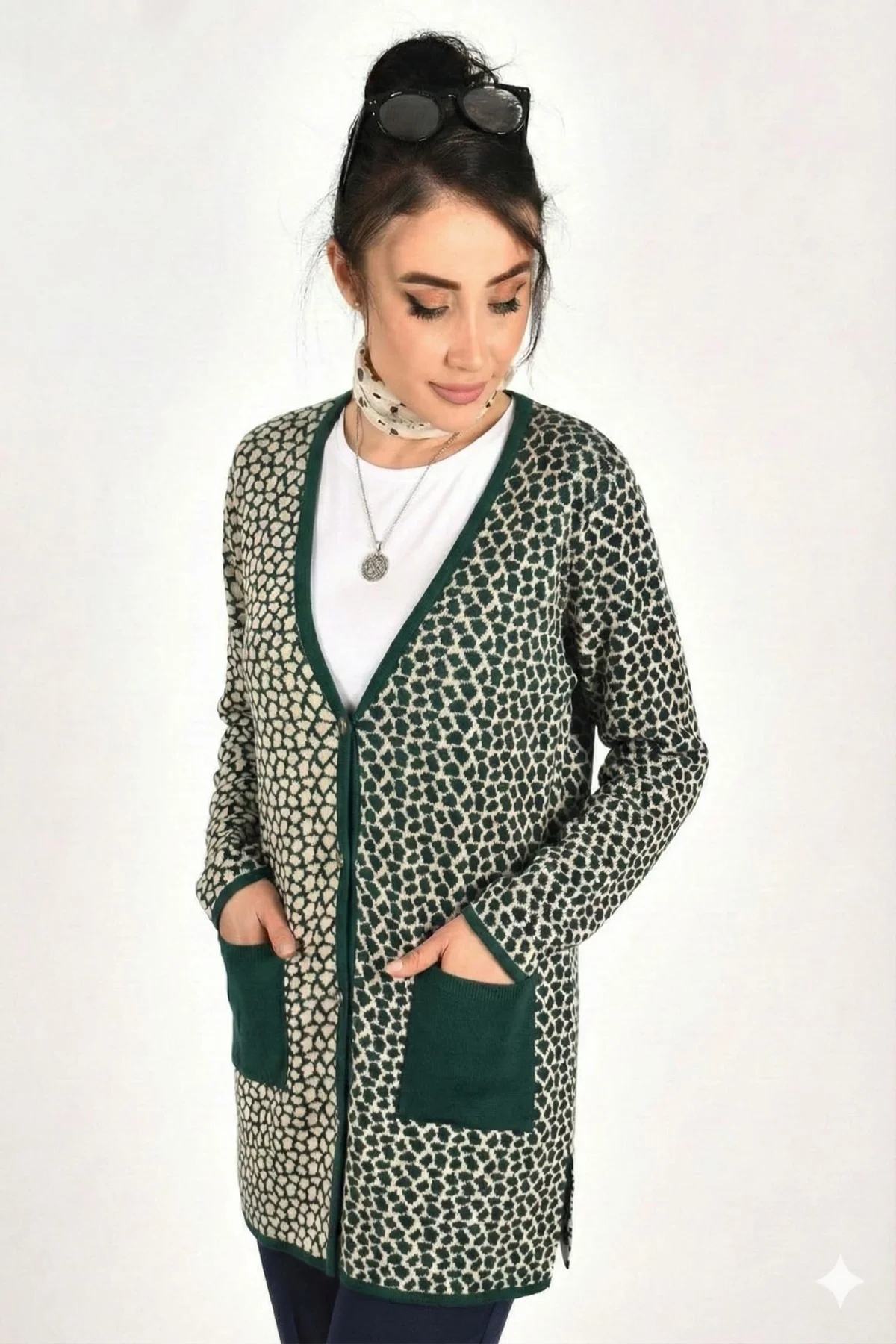 KLASİK LEOPAR DESEN TRİKO CEKET