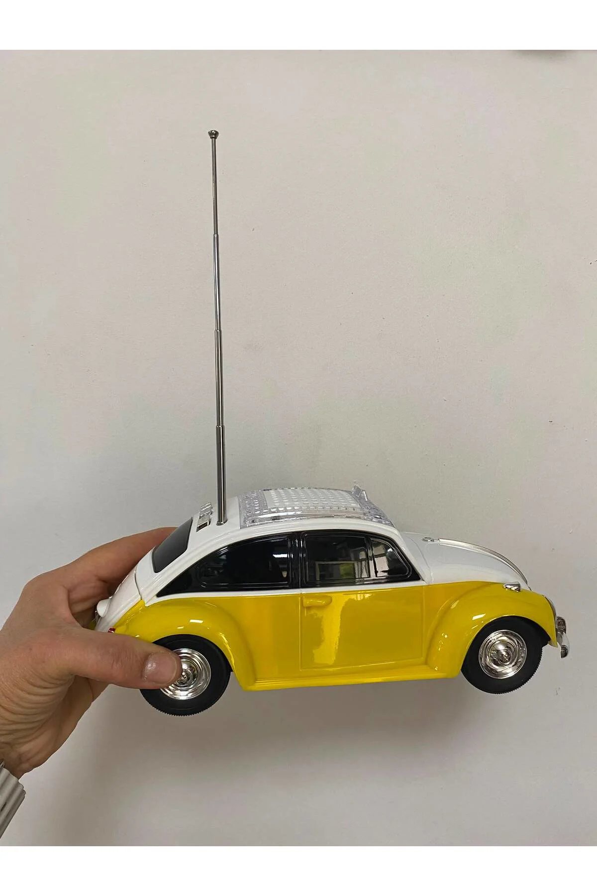 Klasik Oyuncak Araba Müzik Çalar Bluetooth Hoparlör Usb Müzik Çalar Tf Aux Sd kart Giriş Fm Radyo 26x10cm Fiyatı, Yorumları ve Özellikleri