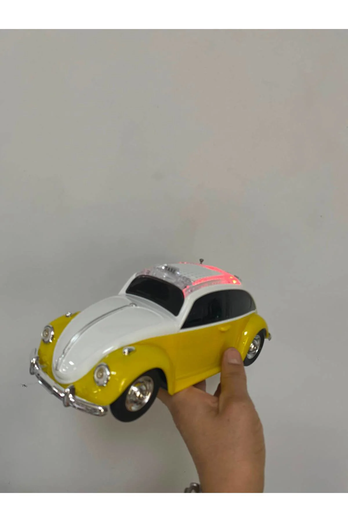 Klasik Oyuncak Araba Müzik Çalar Bluetooth Hoparlör Usb Müzik Çalar Tf Aux Sd kart Giriş Fm Radyo 26x10cm Fiyatı, Yorumları ve Özellikleri