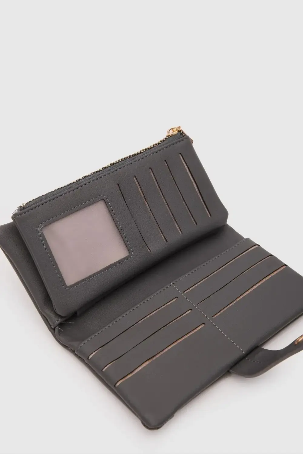 Klipsli Çok Gözlü Kadın Cüzdanı