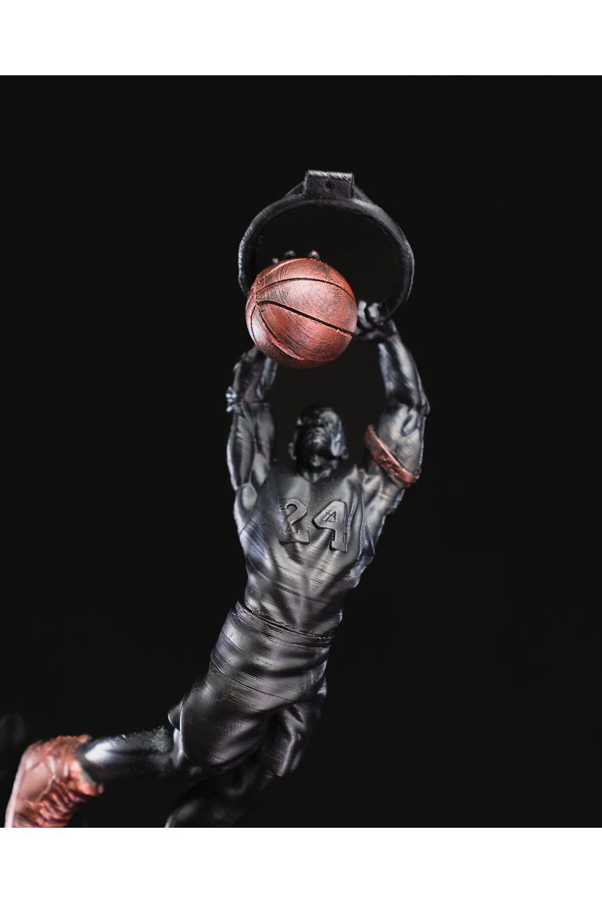 Kobe Bryant Smac Boyalı Figür 25 Cm (DEV BOY)