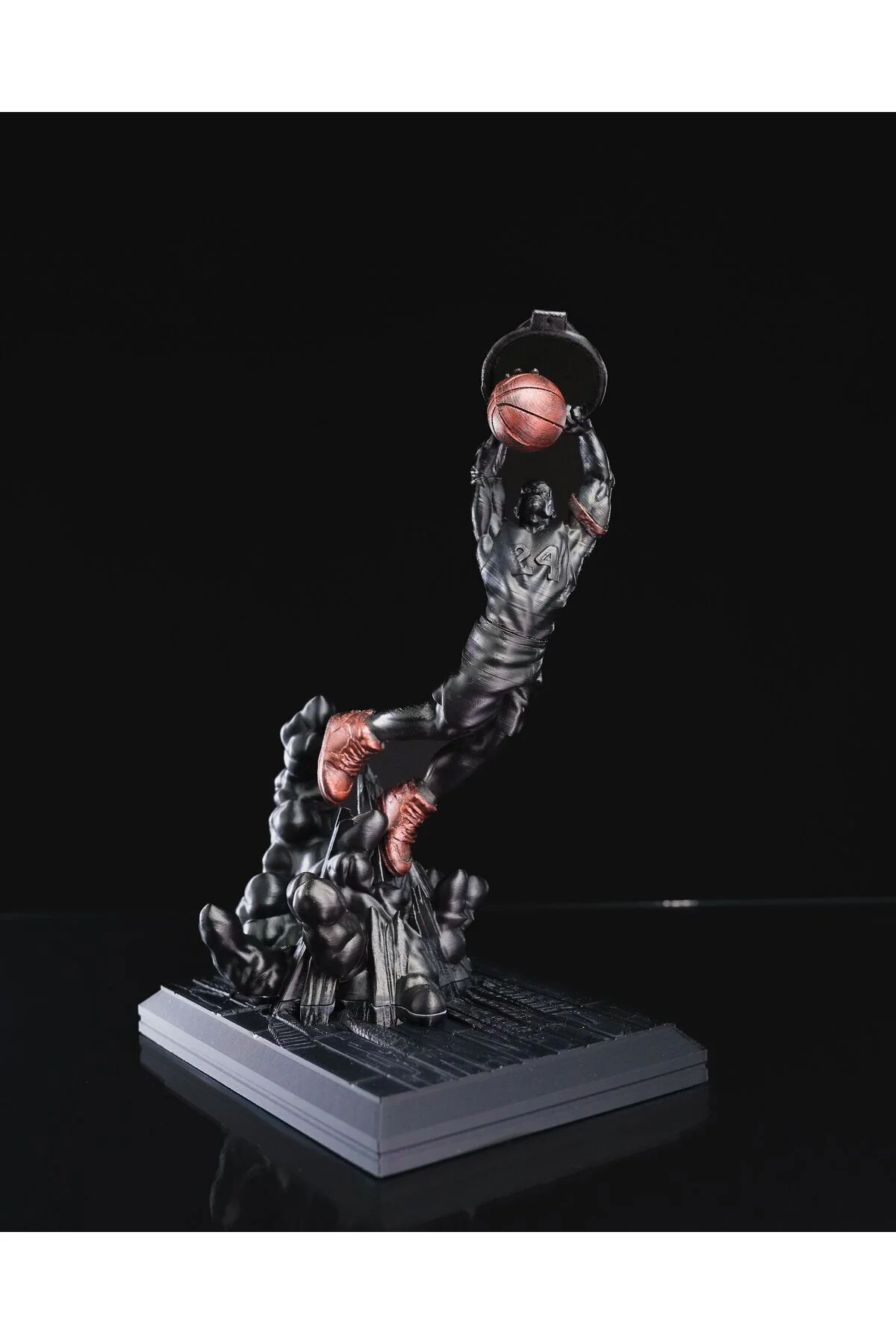 Kobe Bryant Smac Boyalı Figür 25 Cm (DEV BOY)