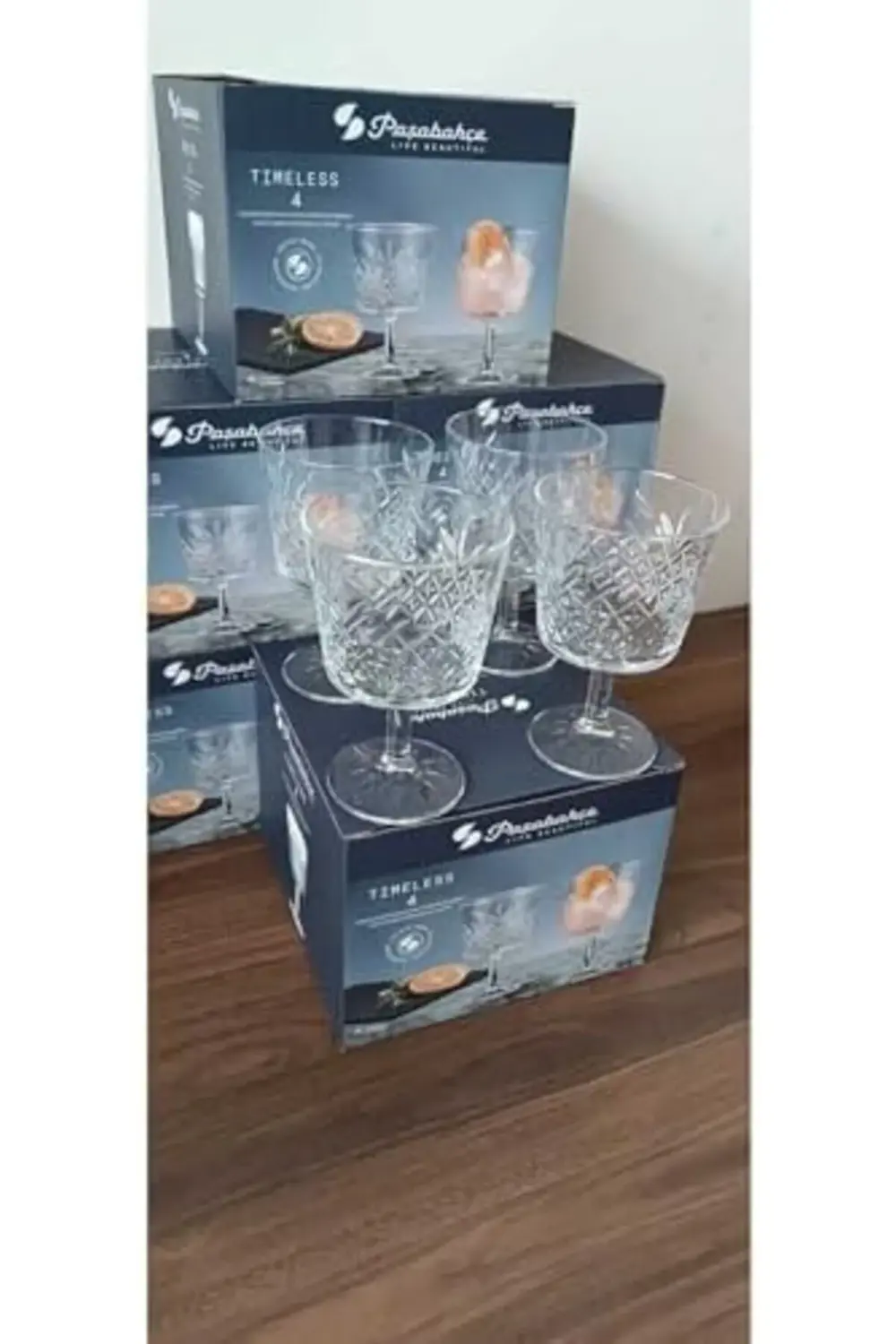 Kokteyl Meşrubat Bardağı ve Magnolya Kase 4 Adet 728272621515616A