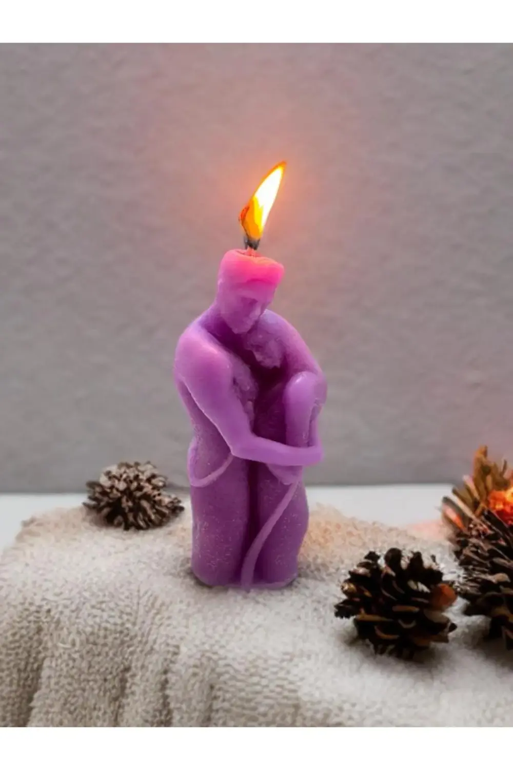 kokulu sarılan çift sevgili mor dekoratif hediyelik dilek mumu