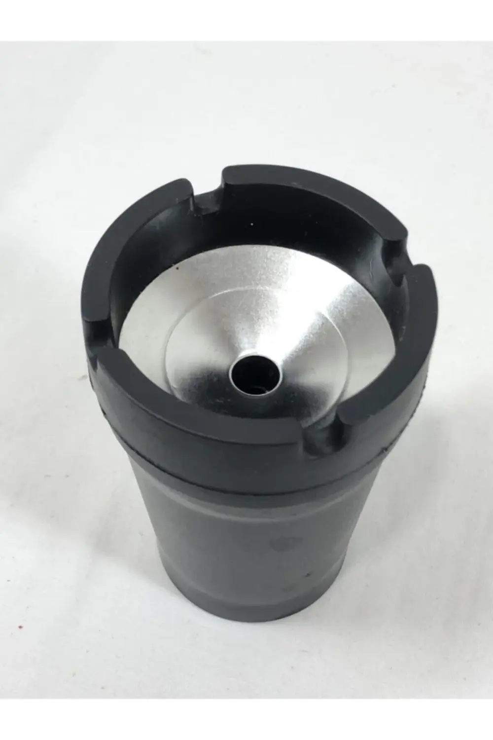 Kokusuz Siyah Küllük Kokuyu Ve Dumanı Içine Hapseder Özel Tasarım