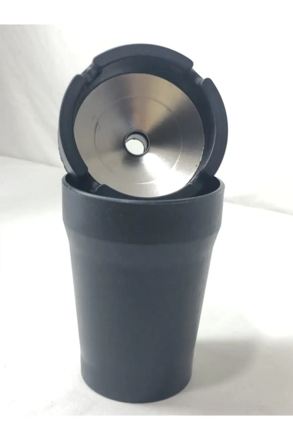 Kokusuz Siyah Küllük Kokuyu Ve Dumanı Içine Hapseder Özel Tasarım