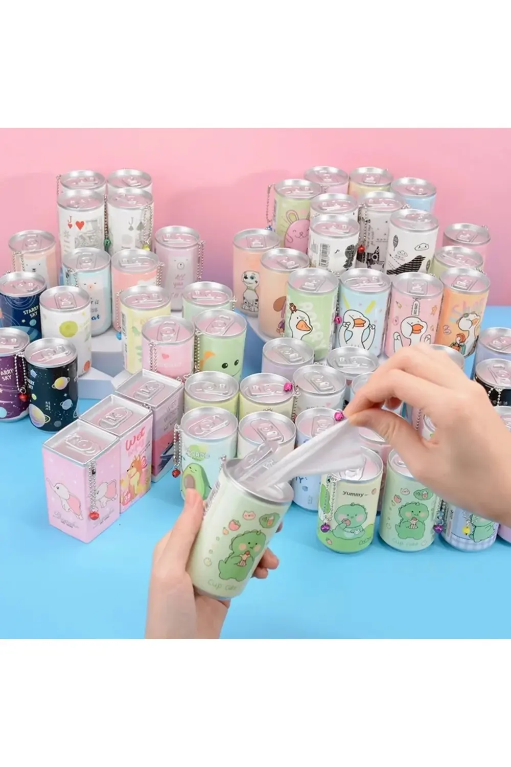 Kola Kutu Şekilli Islak Mendil 30'lu Anahtarlık Mini Cep Boyutu