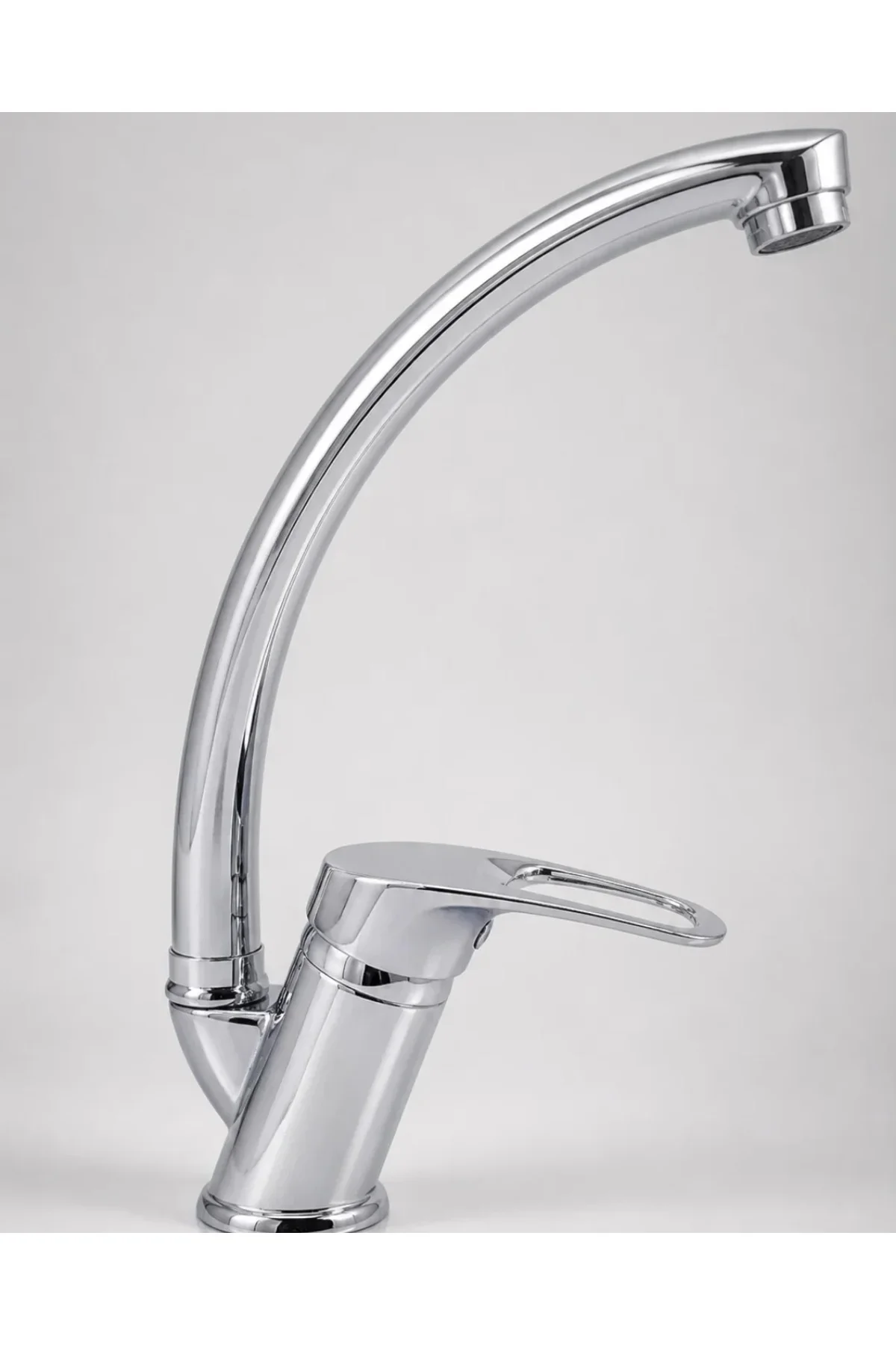 Kolay Montajlı Musluk 360 Derece Dönen Başlık ve Ergonomik Tek Kol Sistemi Kolay Montajlı Musluk 360 Derece Dönen Başlık ve Ergonomik Tek Kol Sistemi