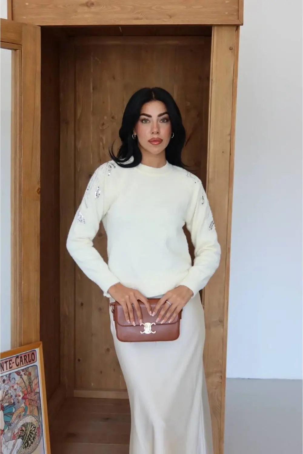 Kolları Taş Nakış İşlemeli Yumoş Kazak