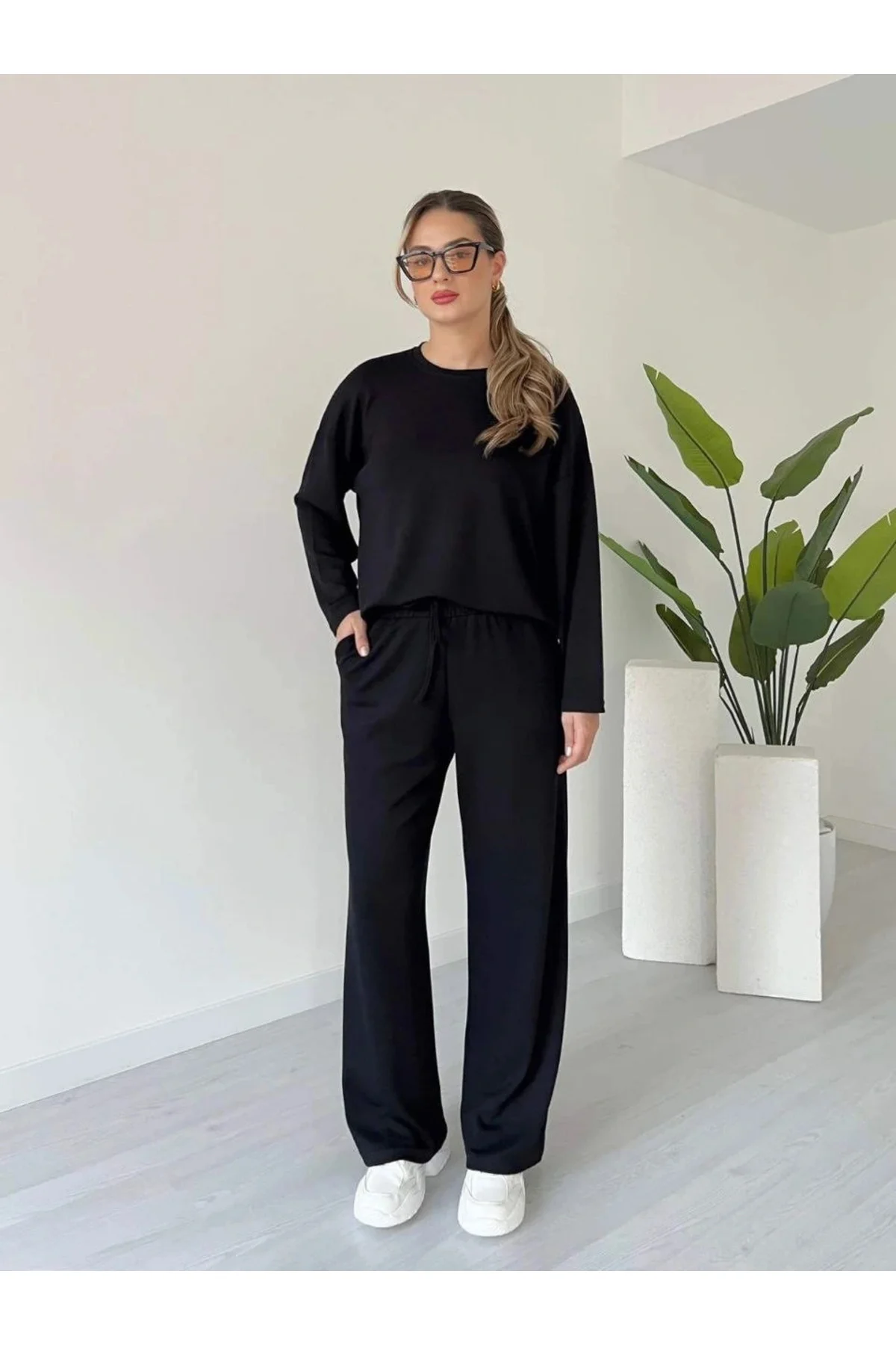 Kollu modal takım siyah