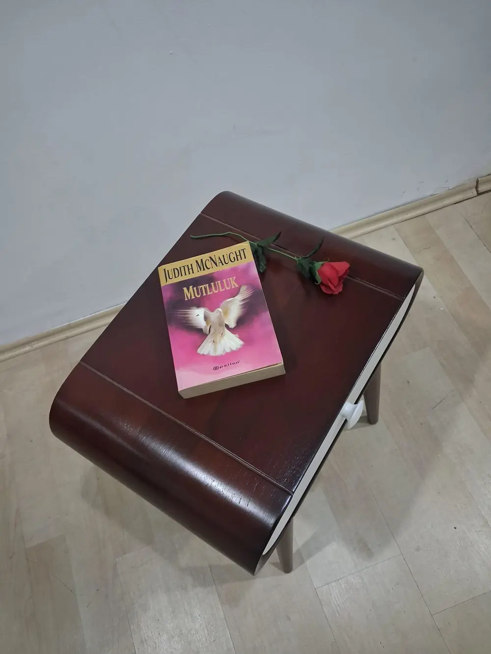 Komodin 13272 Torna RETRO Çekmece 1Adet Renk Porselen Kulp Kayın 