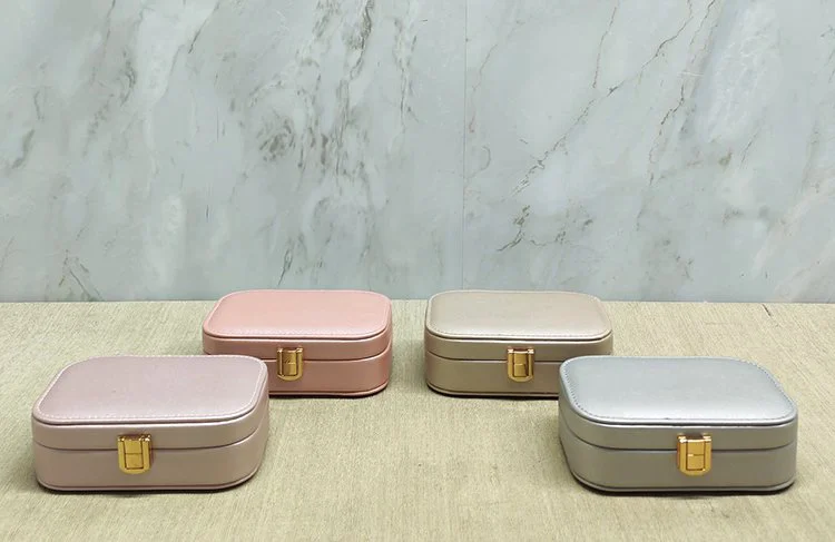 Kompakt 15x15 cm Makyaj ve Takı Saklama Kutusu