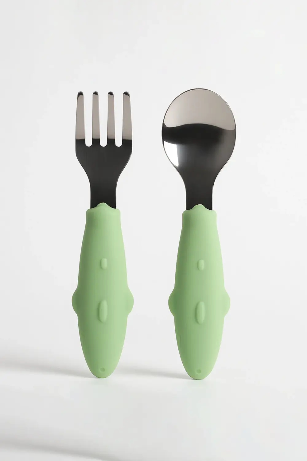 Köpek Balığı Figürlü Silikon Saplı Bebek Çatal Kaşık Seti Yeşil