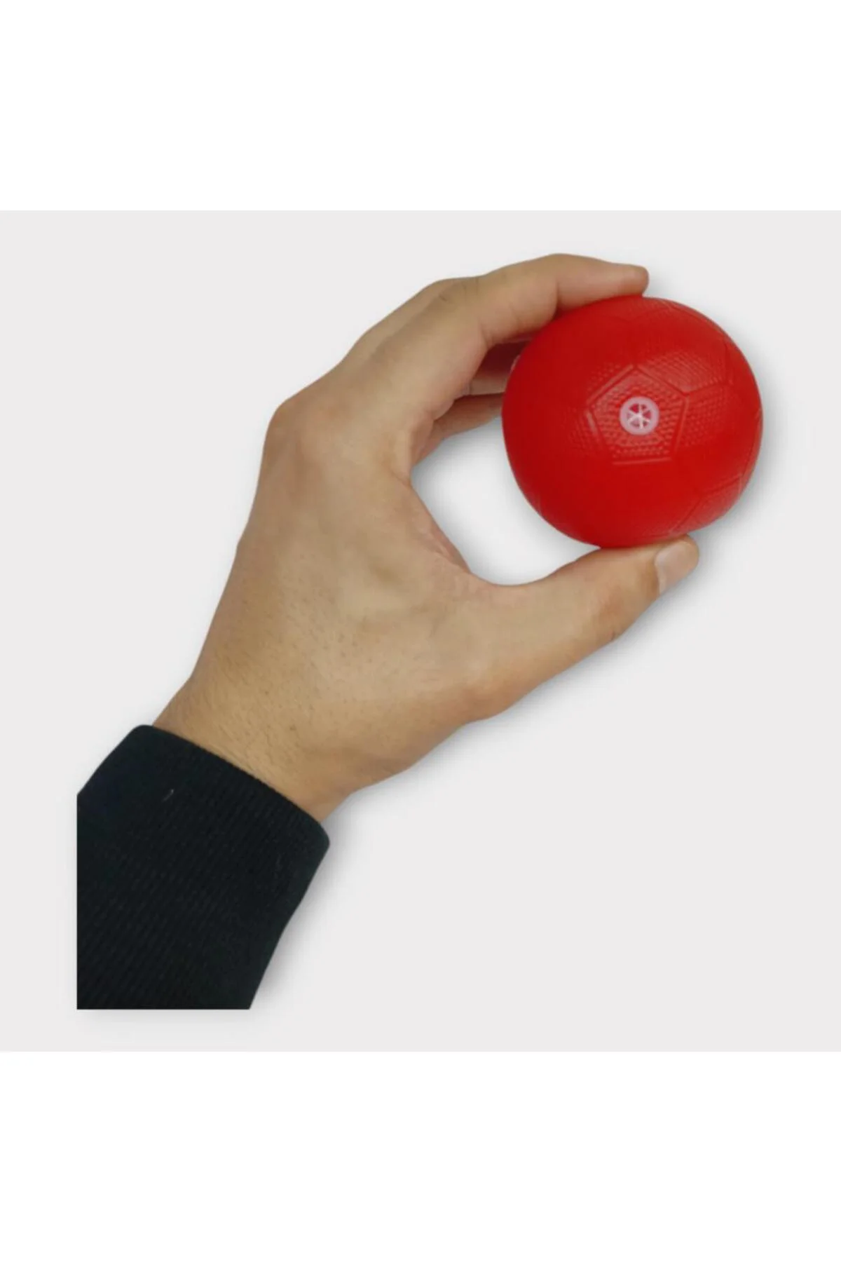 Köpek Oyuncağı - Plastik Düdüklü Top - Kırmızı (Lisinya)