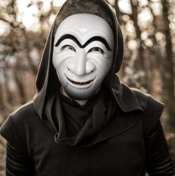 Koreli Hırsız Teatral Hahoe Maskesi - Para Heist Maskesi - Dali M