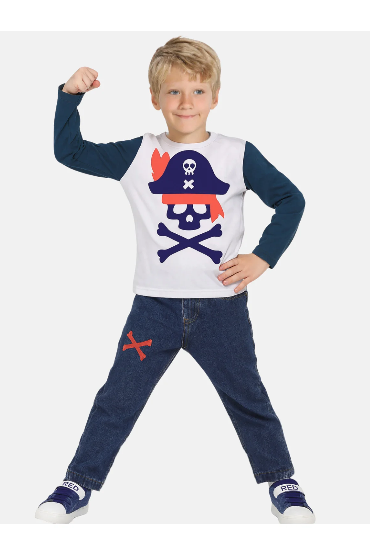 Korsan Denim Pantolon + T-shirt Takım