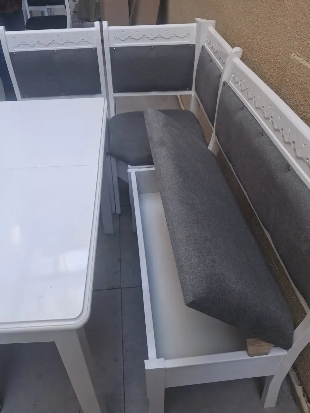 Köşe Mutfak 90553 Tk Kayın ahşap Sandık Açıl Masa Babyface Gri Ku