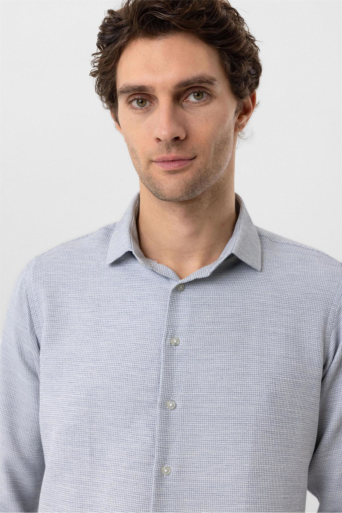 Süvari Köşeli Manşet Slim Armürlü Gömlek