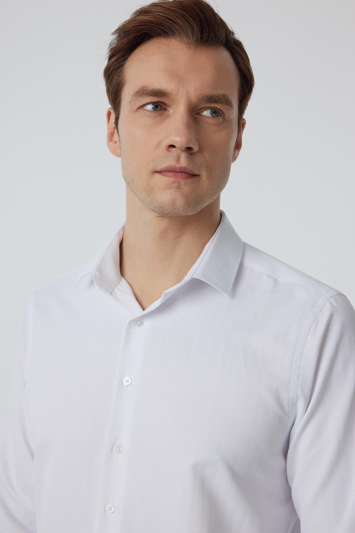 Süvari Köşeli Manşet Slim Armürlü Gömlek