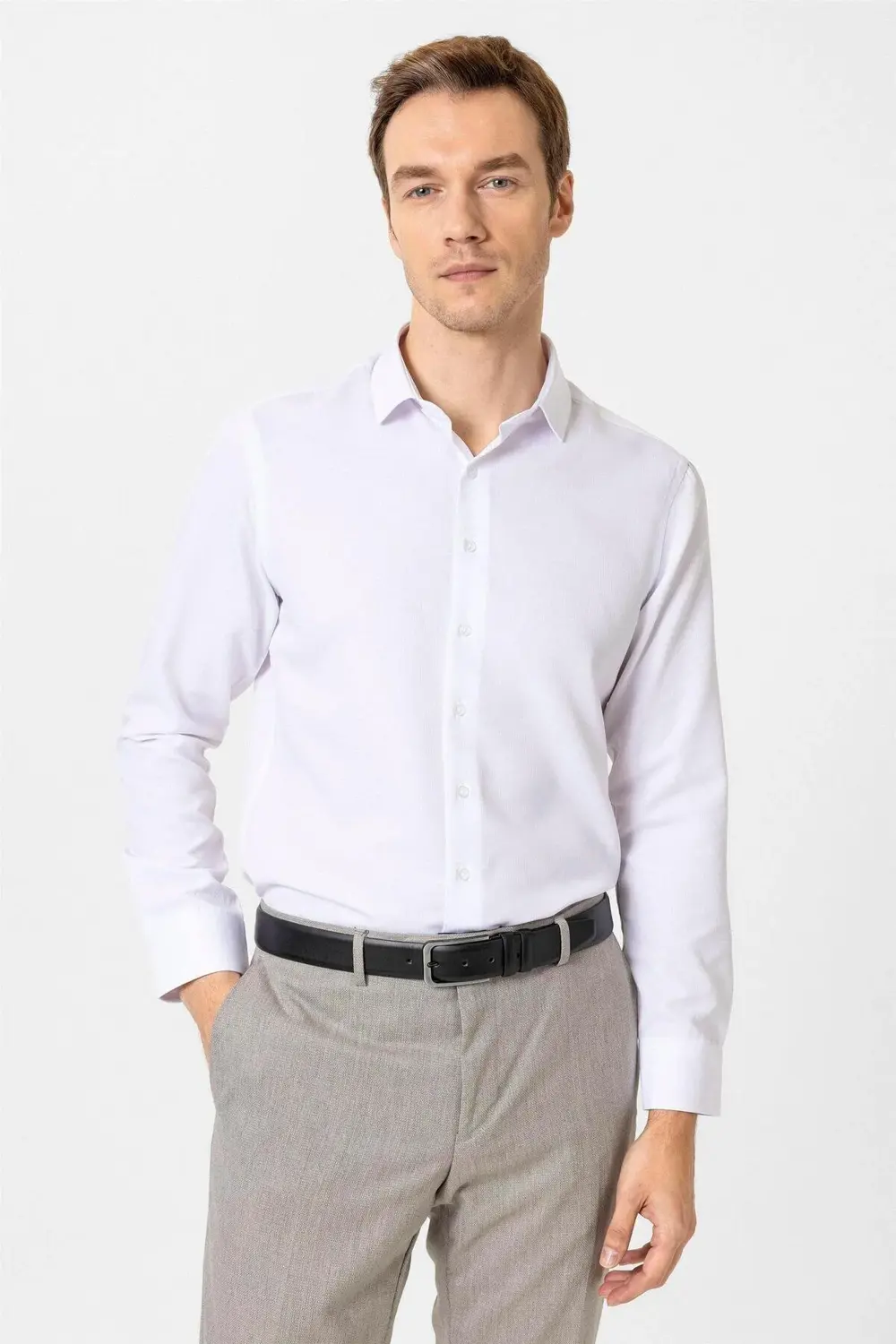 Köşeli Manşet Slim Armürlü Gömlek