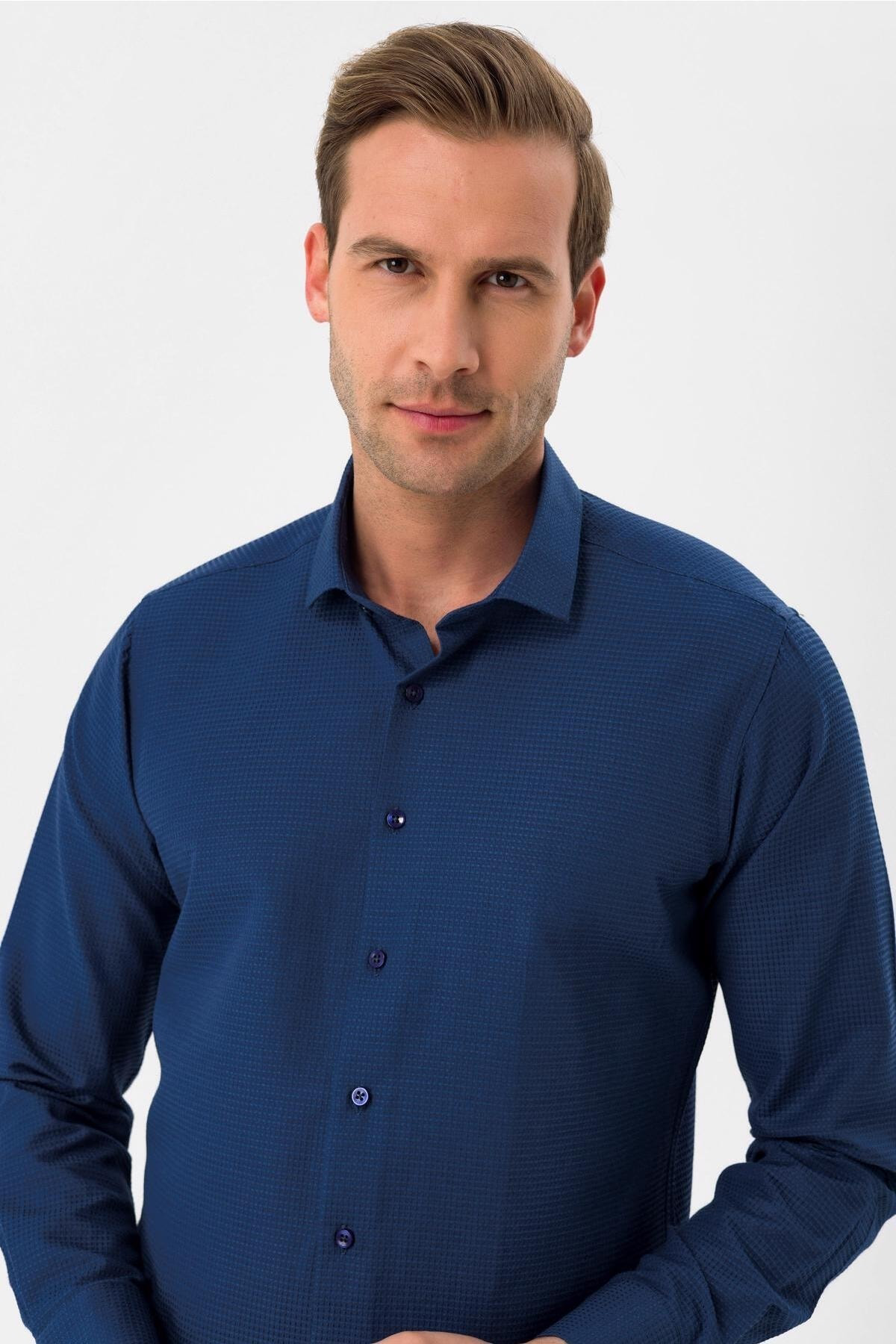 Süvari Köşeli Manşet Slim Kalıp Armürlü Gömlek