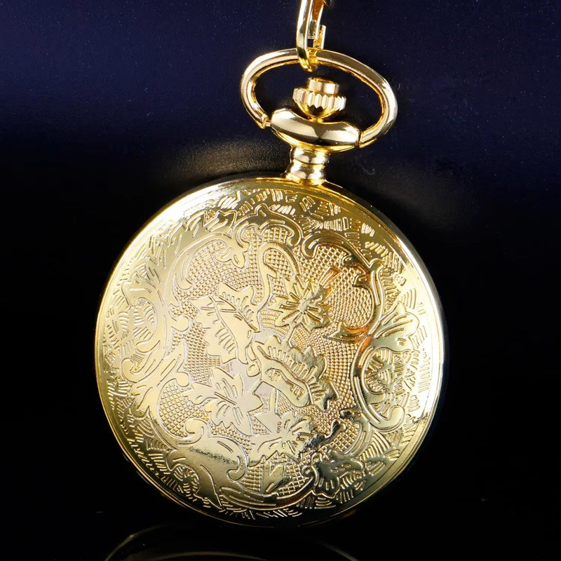 Stillove Köstekli Çarklı İşlemeli Gold Renk Cep Saati