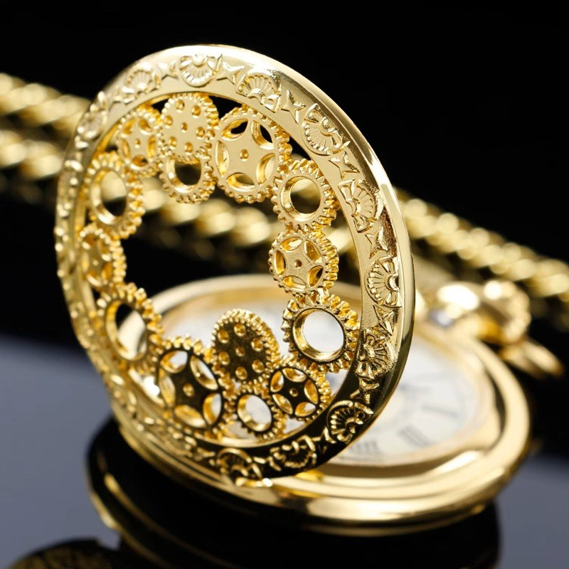 Stillove Köstekli Çarklı İşlemeli Gold Renk Cep Saati