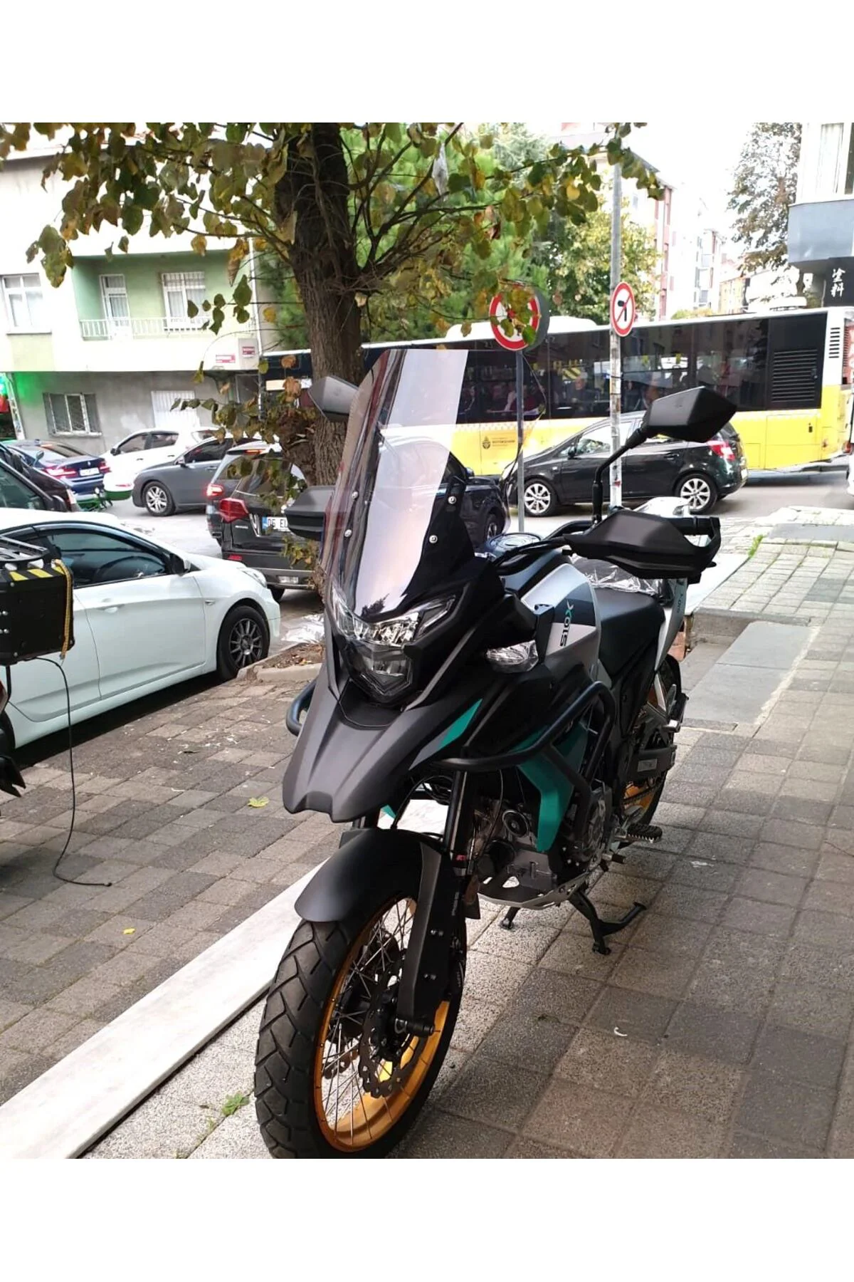 Kove 510 X Ön Cam 2024-2026 Model 53cm Füme Renkli 4mm