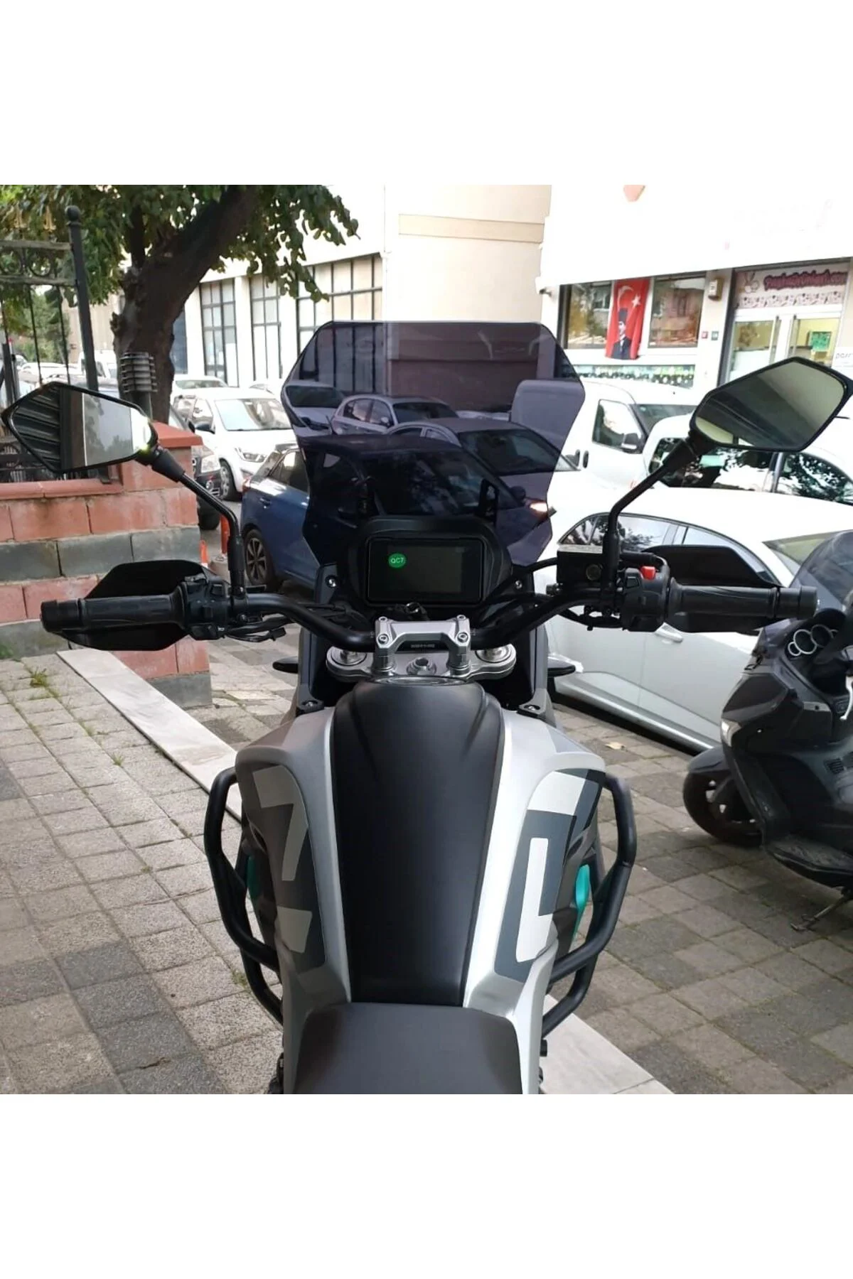 Kove 510 X Ön Cam 2024-2026 Model 53cm Siyah Renkli 4mm