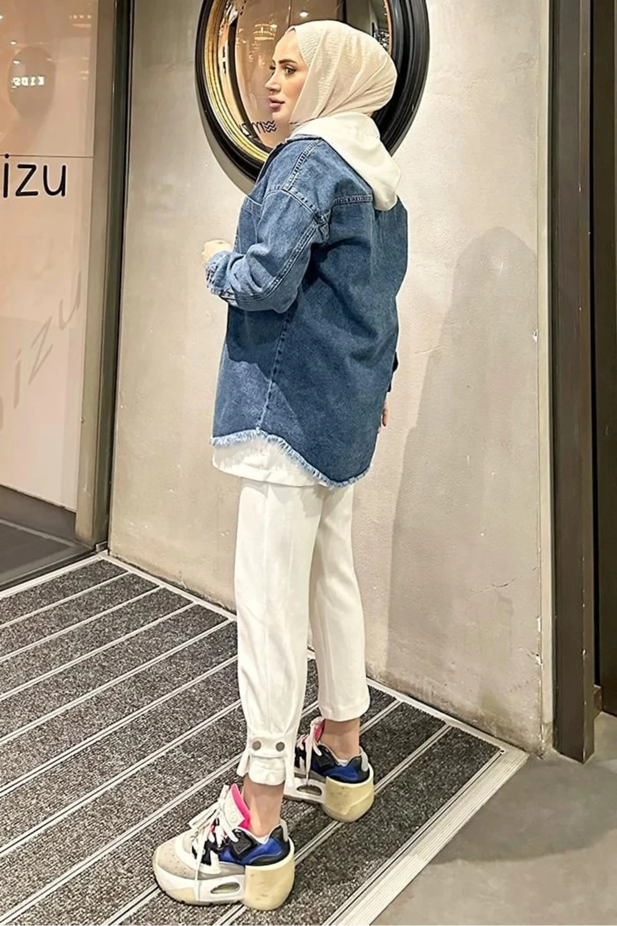 Koyu Mavi Kar Yıkama Püskül Detay Kot Ceket Oversize