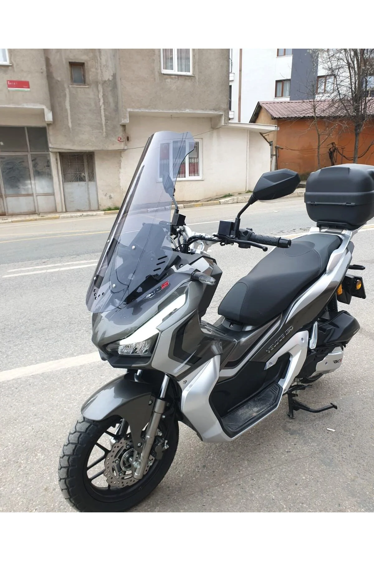 Kral Arneb 150 Ön Cam 2023-2026 Model 75cm Füme Renkli 4mm UZUN