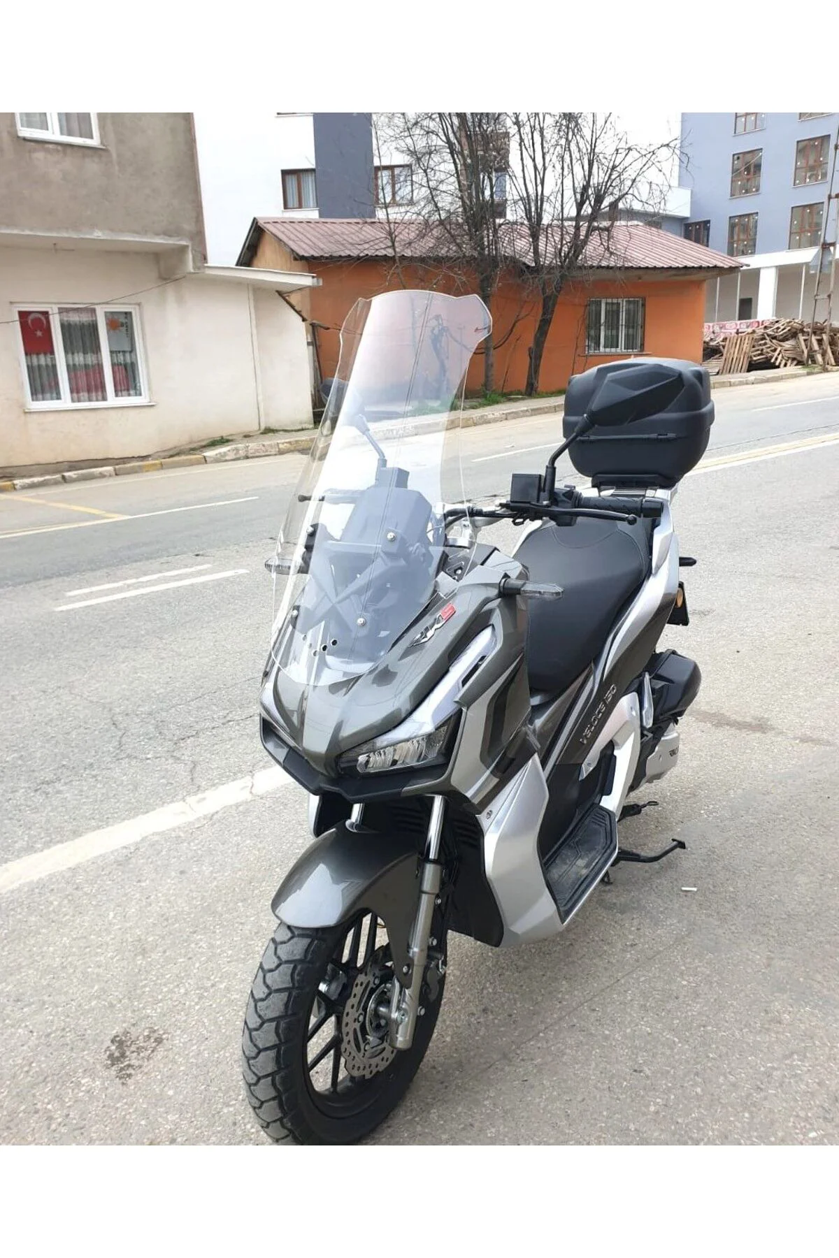 Kral Arneb 150 Ön Cam 2023-2026 Model 65cm Şeffaf Renkli 4mm ORTA