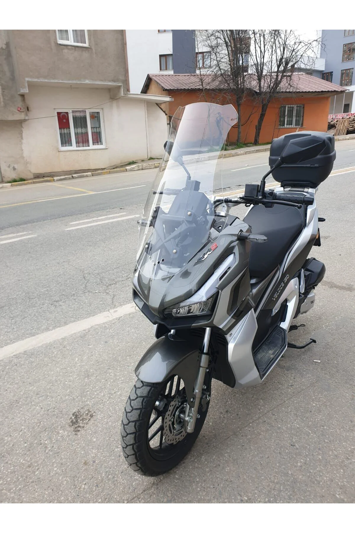 Kral Arneb 150 Ön Cam 2023-2026 Model 65cm Şeffaf Renkli 4mm ORTA