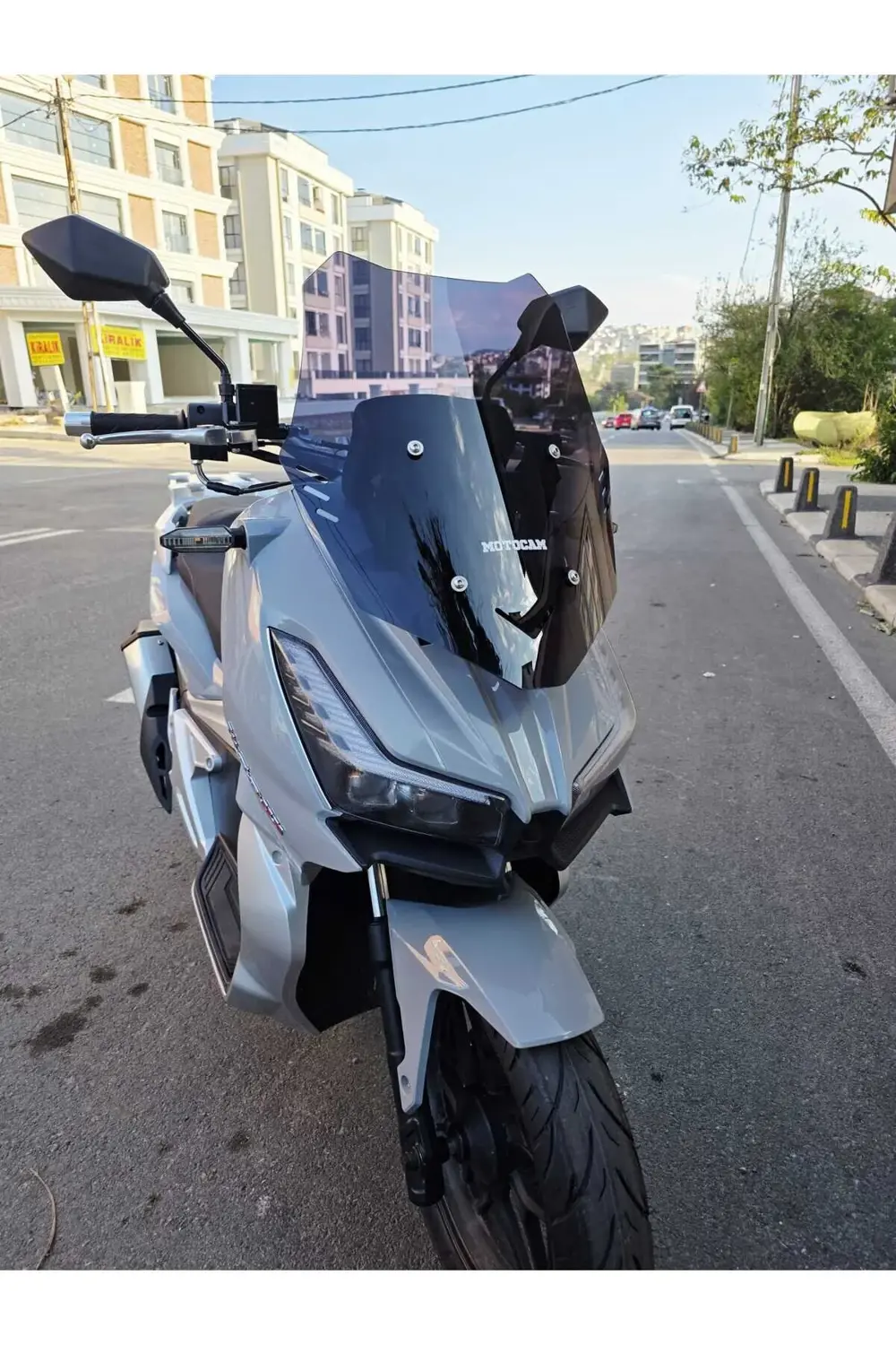 Kral Arneb 150 Siperlik Ön Cam 2023-2025 Model 49cm Siyah Renkli