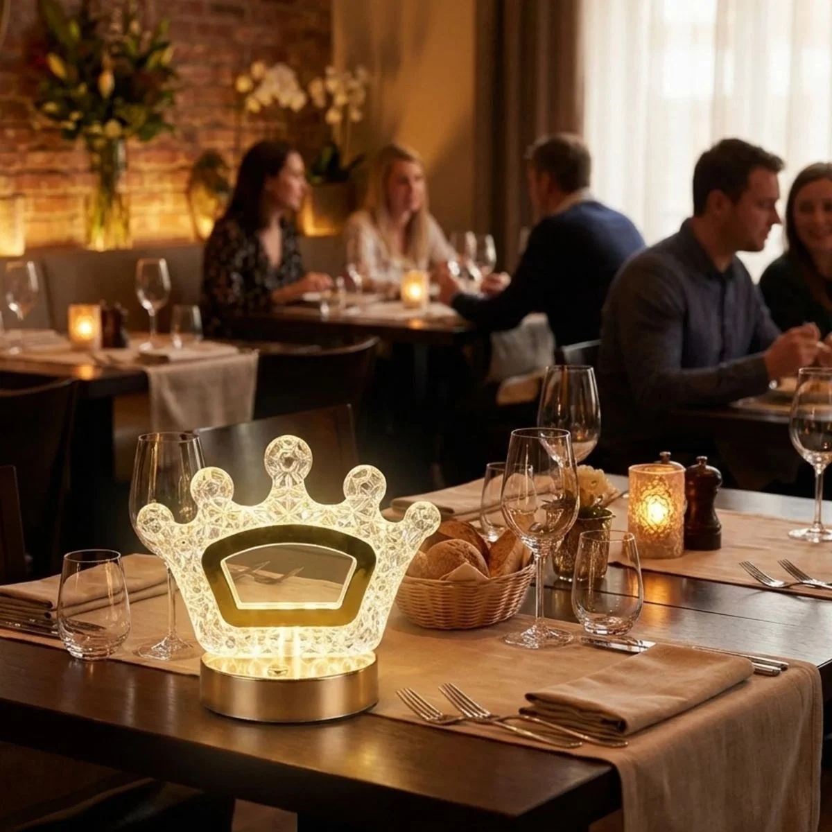 Kral Tacı Model Kristal Led Masa Lambası – Dokunmatik, 3 Renk Işık Modlu, Şarjlı Mini Dekoratif Gece Lambası Bx40 Fiyatı, Yorumları ve Özellikleri