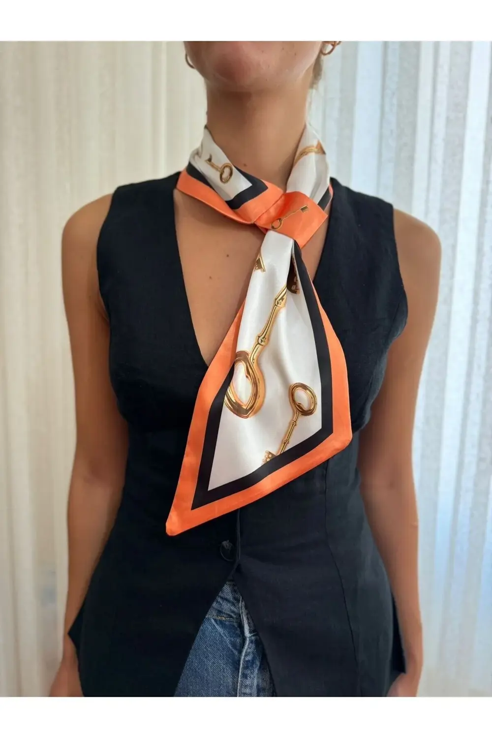 Kravat Eşarp Anahtar Desenli